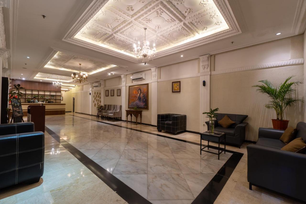 D'Salvatore Boutique Hotel Yogyakarta Maguwo Dış mekan fotoğraf