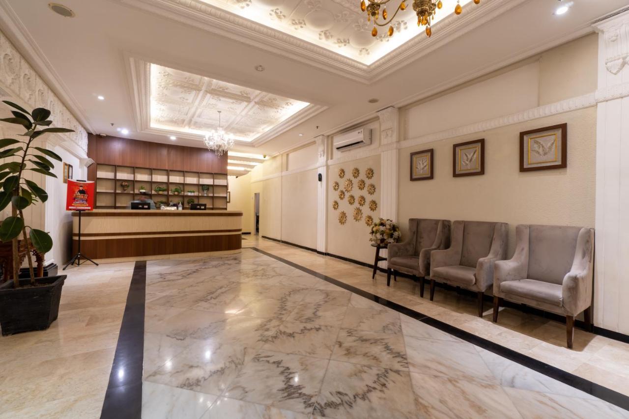 D'Salvatore Boutique Hotel Yogyakarta Maguwo Dış mekan fotoğraf