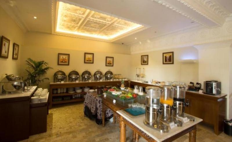 D'Salvatore Boutique Hotel Yogyakarta Maguwo Dış mekan fotoğraf
