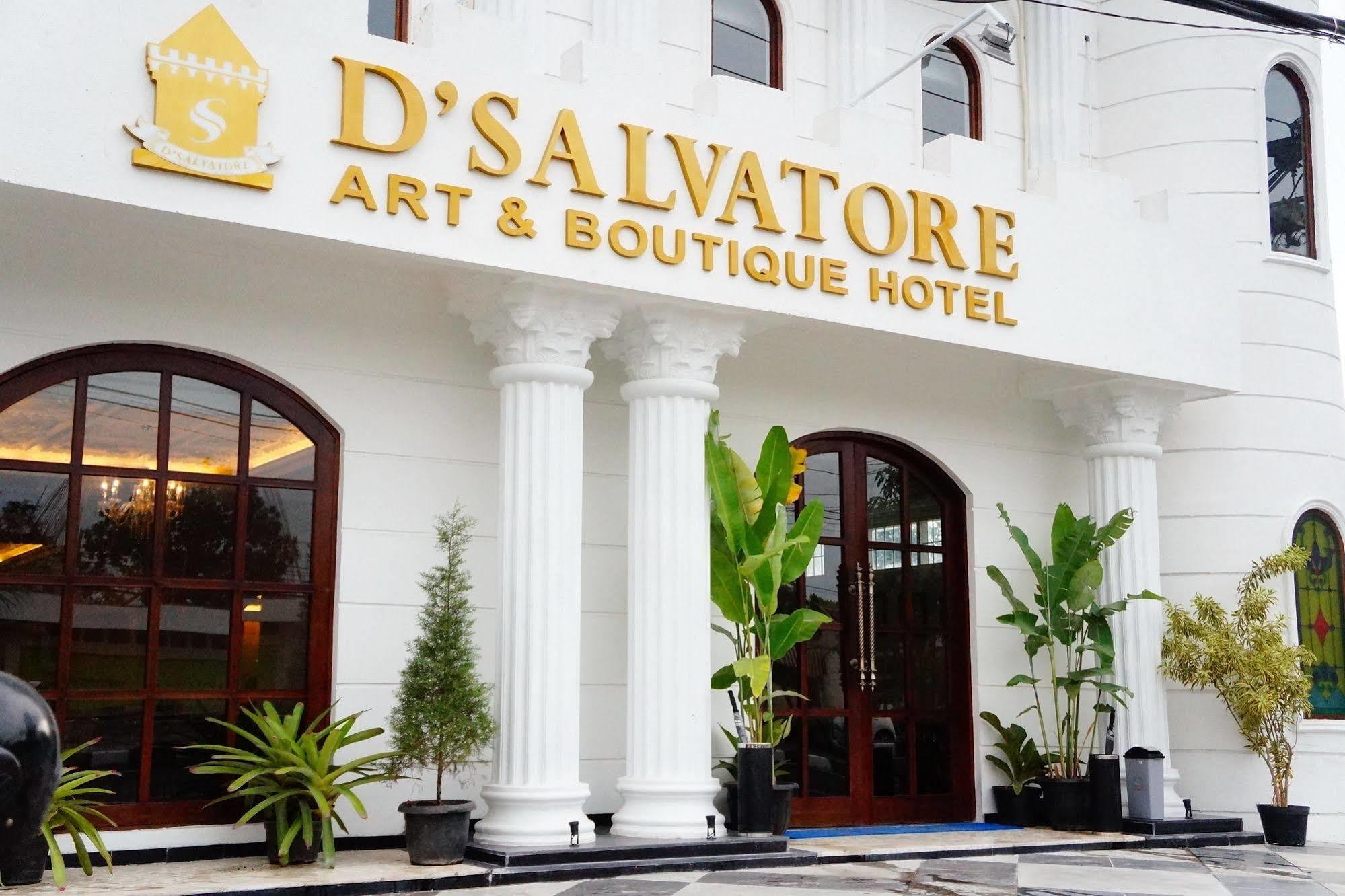 D'Salvatore Boutique Hotel Yogyakarta Maguwo Dış mekan fotoğraf