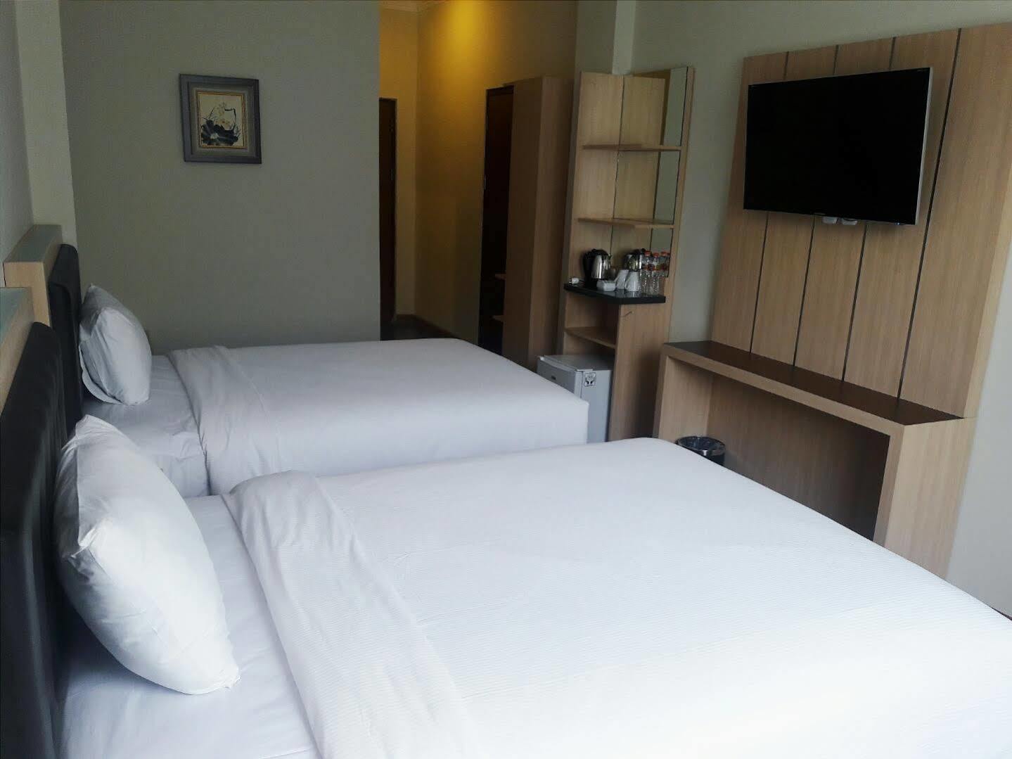 D'Salvatore Boutique Hotel Yogyakarta Maguwo Dış mekan fotoğraf