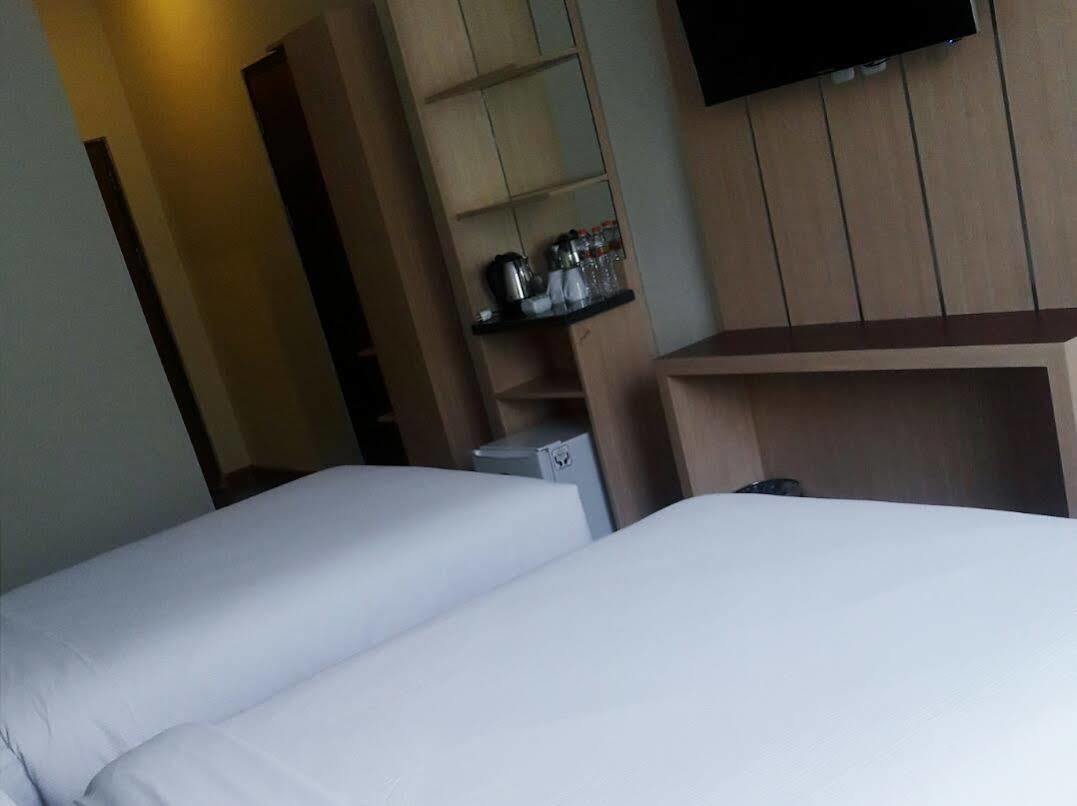 D'Salvatore Boutique Hotel Yogyakarta Maguwo Dış mekan fotoğraf